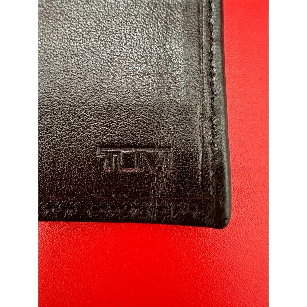Tumi Men's Black Soft Leather Bi Fold Card Holder Wallet
